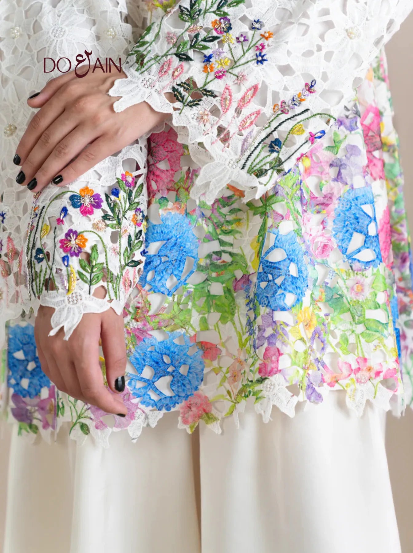 Emel by DOAIN – Floral Embellished Lace Co-Ord Set