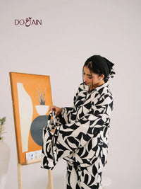 Fleur Co-Ord Set – Black & White Printed Two-Piece for Summer