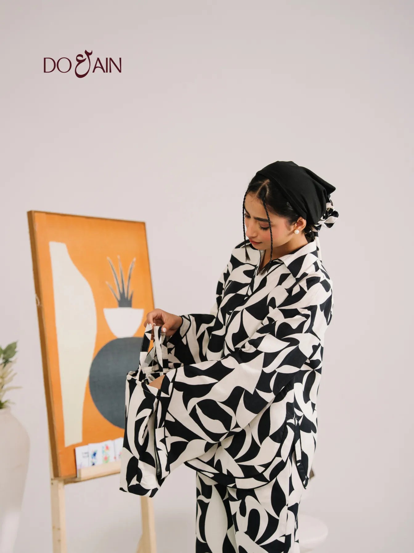 Fleur Co-Ord Set – Black & White Printed Two-Piece for Summer