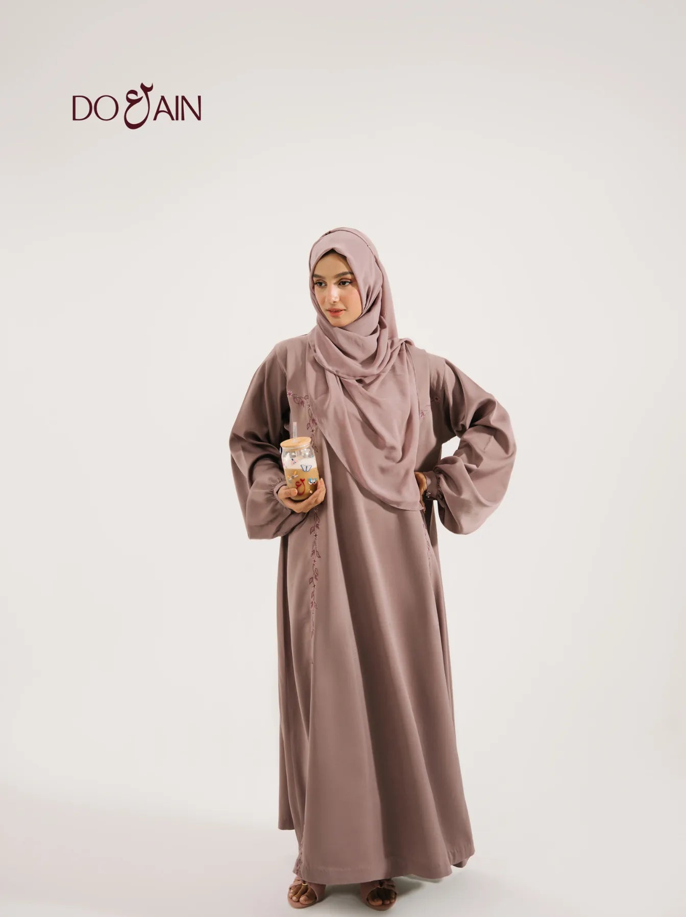 Sage Abaya – Elegant Earth-Toned Abaya with Graceful Silhouette | Doain Official