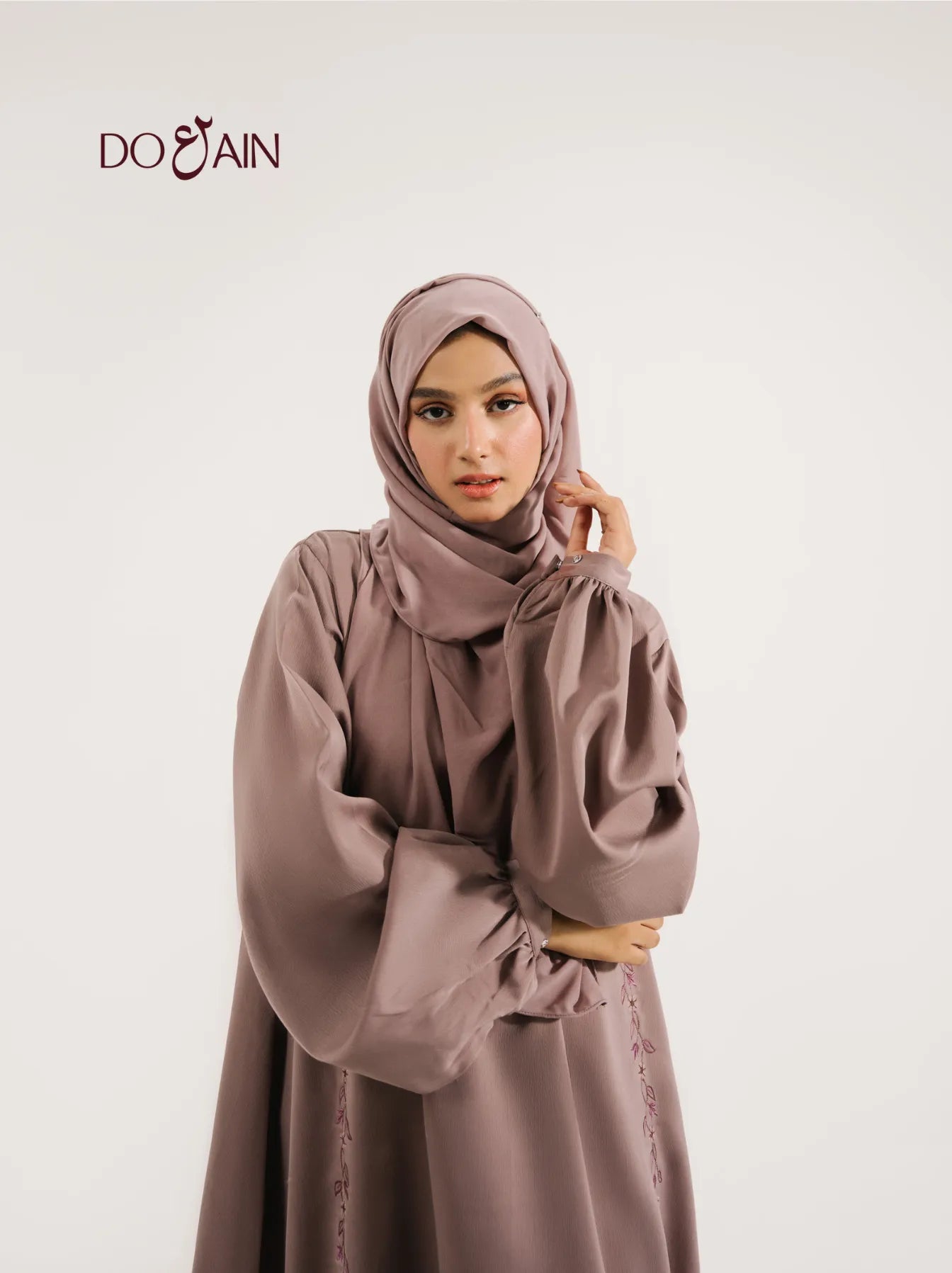 Sage Abaya – Elegant Earth-Toned Abaya with Graceful Silhouette | Doain Official