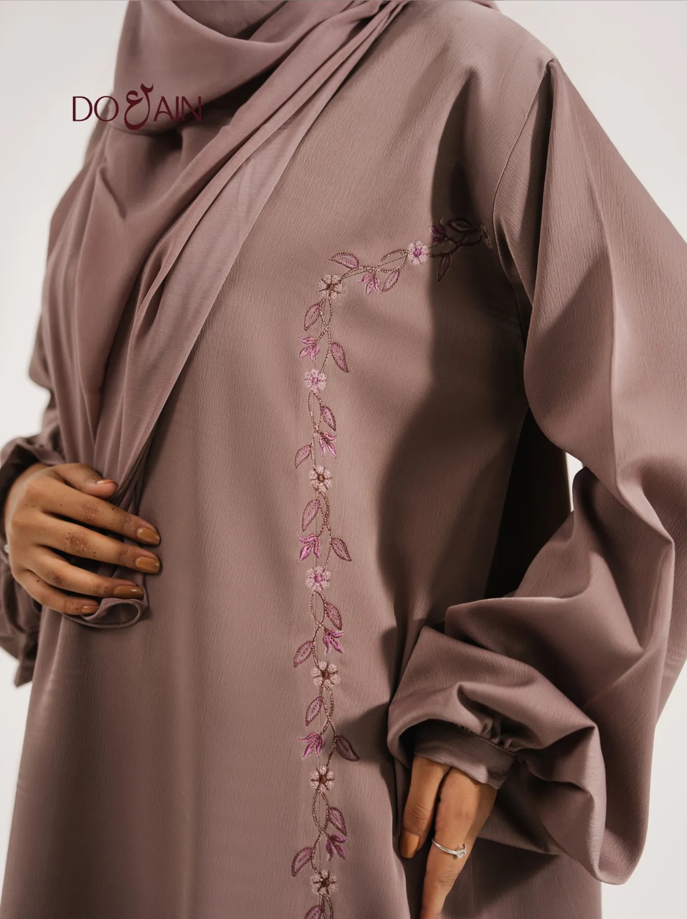 Sage Abaya – Elegant Earth-Toned Abaya with Graceful Silhouette | Doain Official