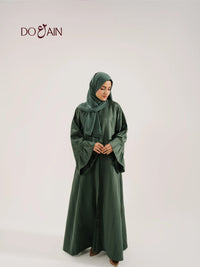 Sorrel by DOAIN – Rich Earth-Toned Abaya with Flowing Elegance