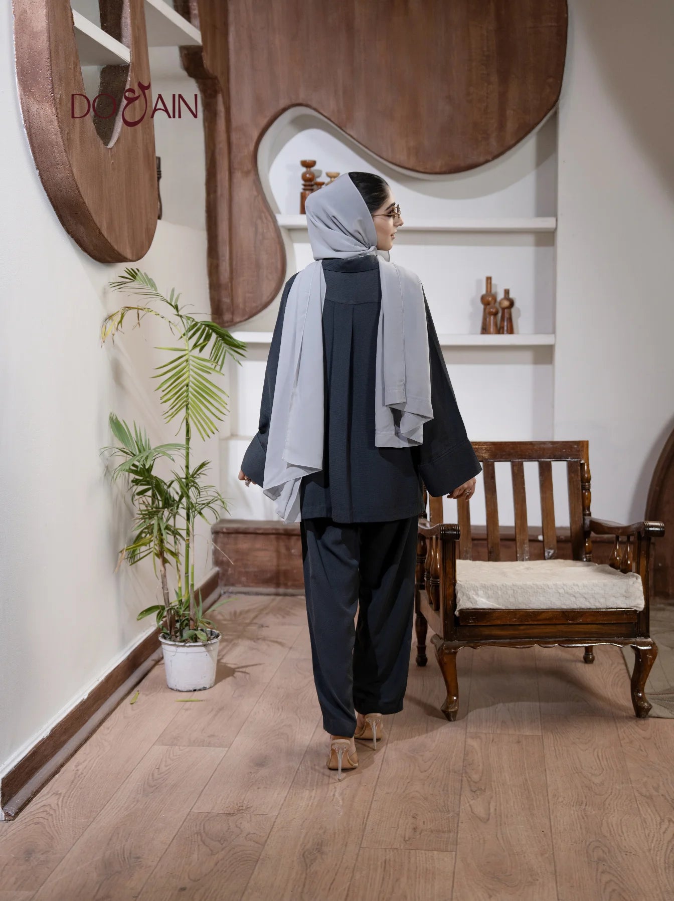 Veda Wide Front Panel